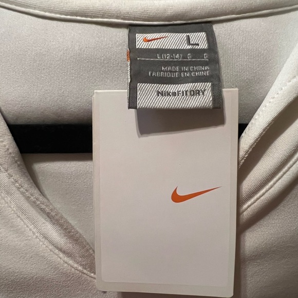 NWT LARGE LADIES NIKE TENNIS DRESS WHITE AND BLUE - Picture 4 of 4